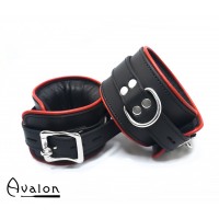Avalon - ALCHEMY - Polstrede Fotcuffs - Sort og Rødt